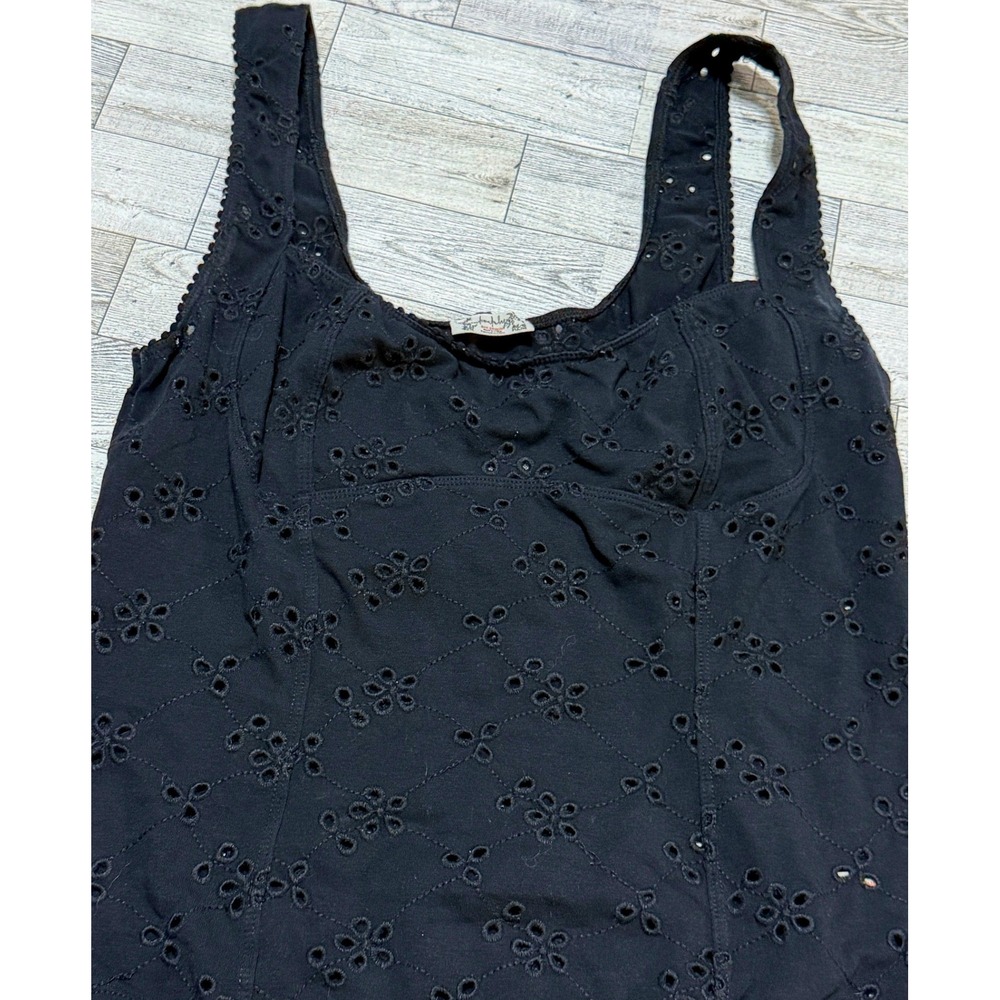 Intimately Free People Black Eyelet Embroidered Tank Top Square Neck Cutout Med